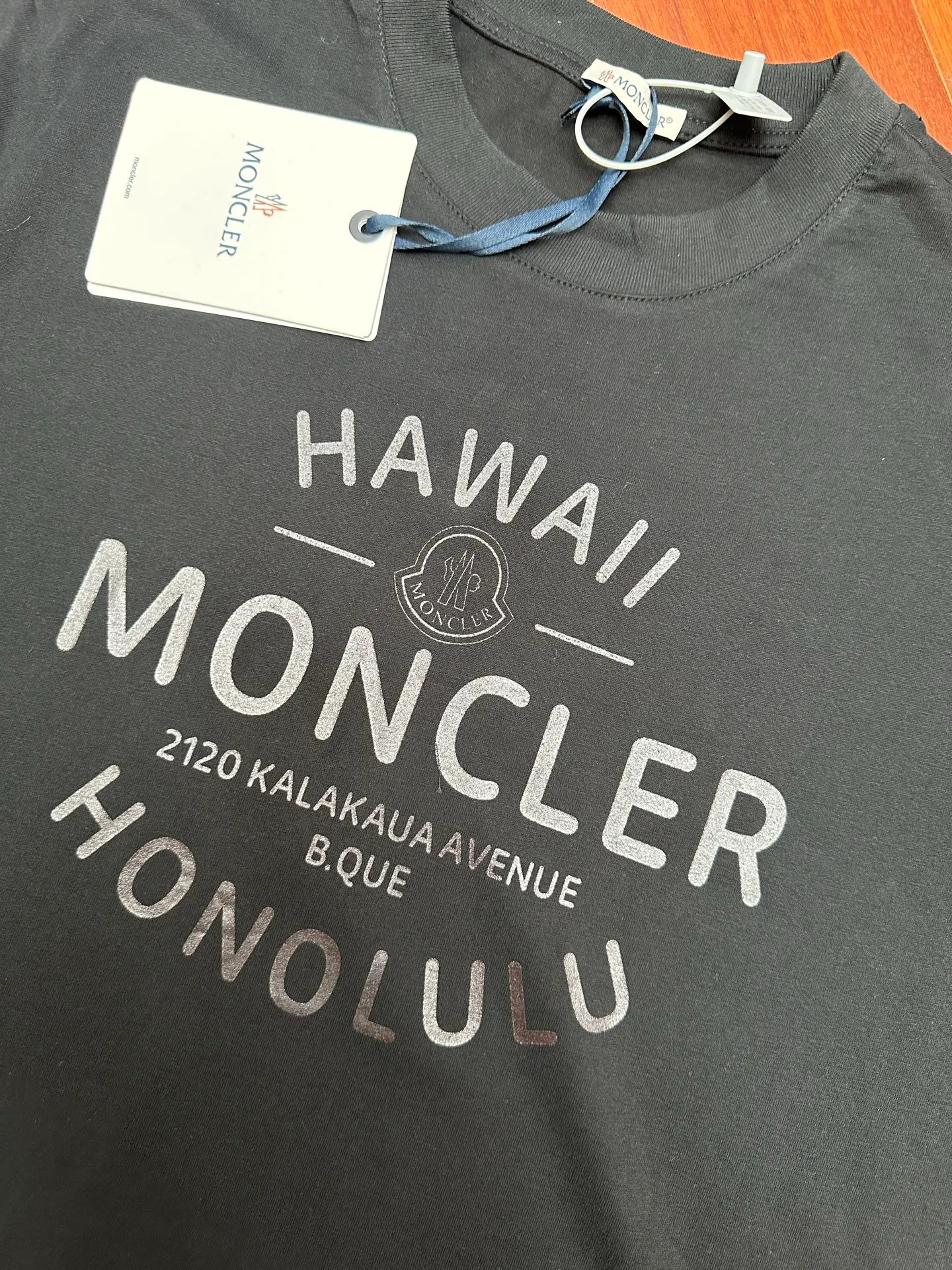 🔥130💰MONCLER 26SS T Authentic 2399 ，32 100% 200 ，1*1 285 ， ， ， 1：1 ， Size：S M L XL